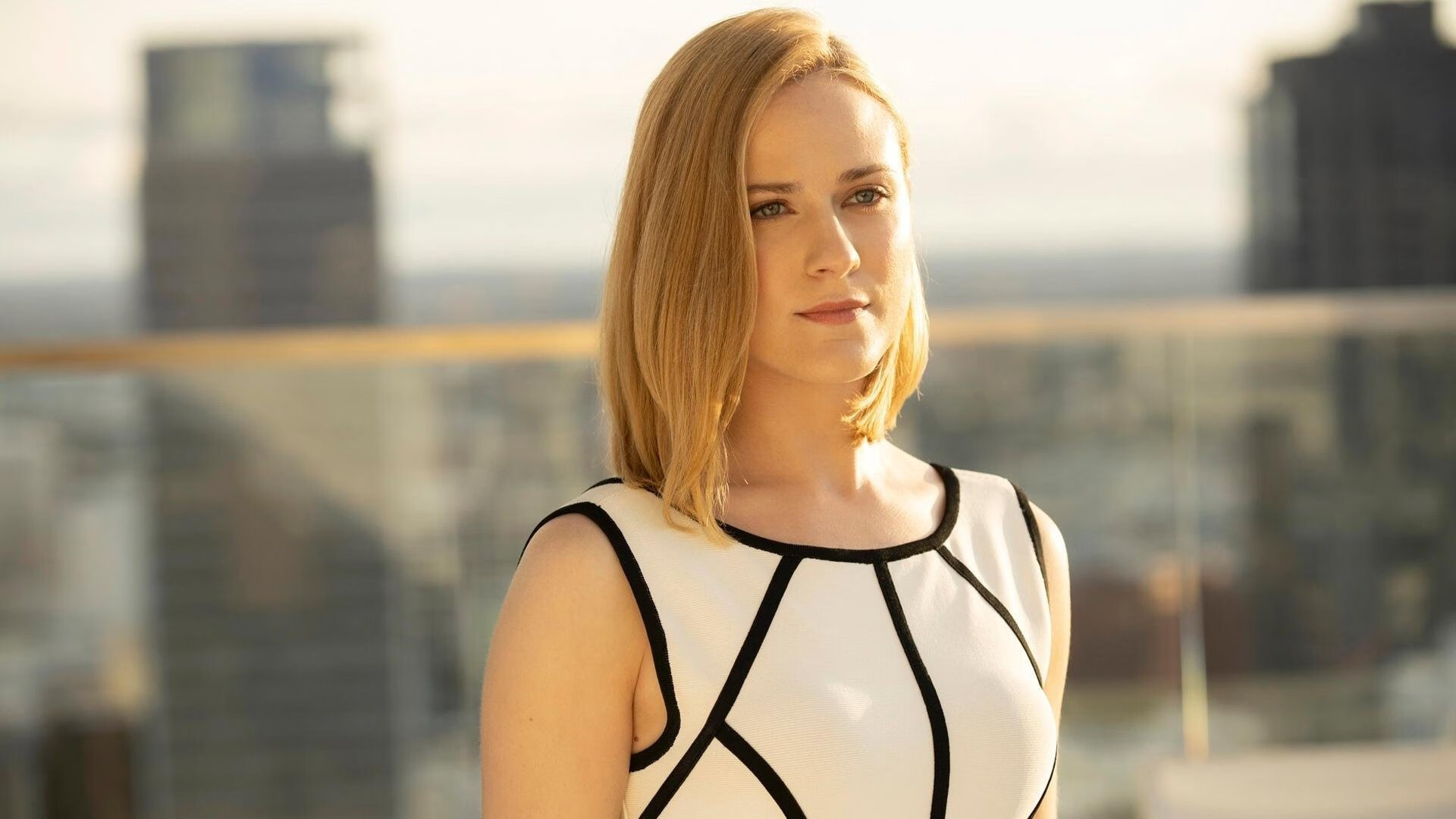 _快船外线手感火热，战胜劲敌_，快船的内线